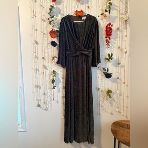 💚 Dainty Jewells Green Velvet Maxi Dress 💚